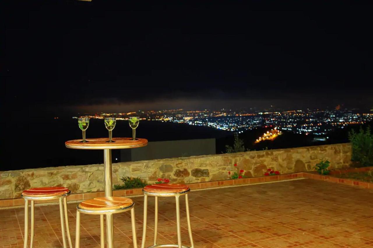 Villa Balcony, Cozy With Amazing View Rodhia (Crete)